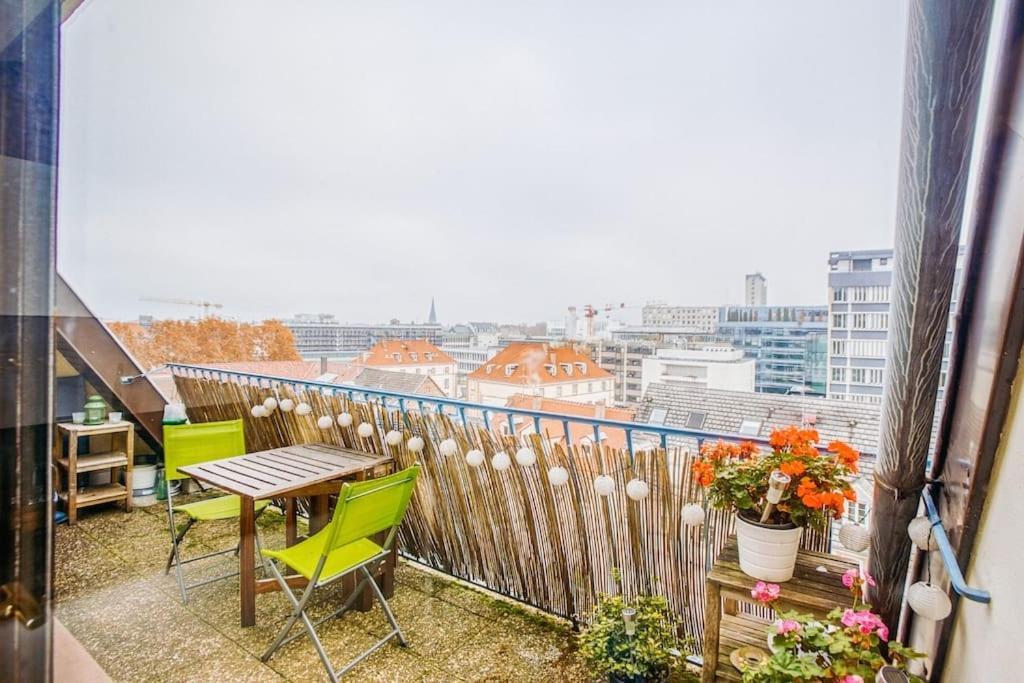Ferienwohnung Panorama Cathedrale - Appt Lumineux Avec Parking Prive Straßburg Exterior foto